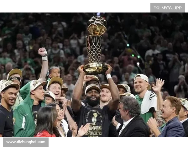 NBA总决赛:凯尔特人逆转勇士取得开门红 NBA总决赛:凯尔特人逆转勇士取得开门红