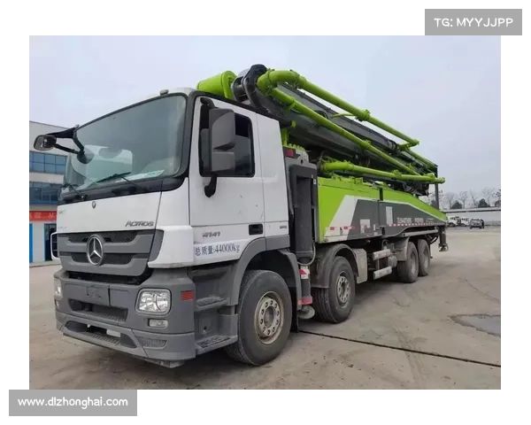 中联重科获得发明专利授权:“液压油箱及泵车” 中联重科获得发明专利授权:“液压油箱及泵车”